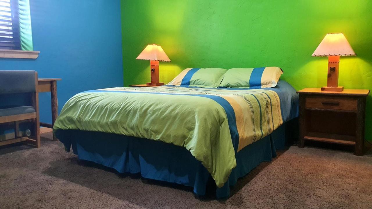 Teton Hostel Hideaway Driggs Bagian luar foto