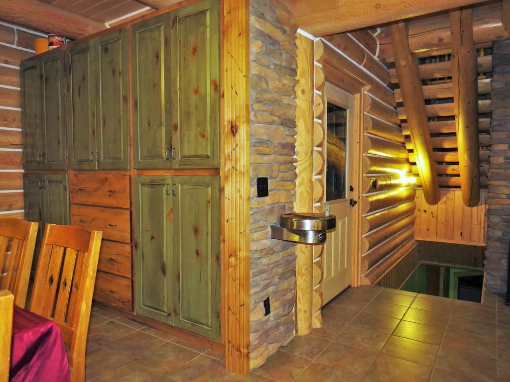 Teton Hostel Hideaway Driggs Bagian luar foto